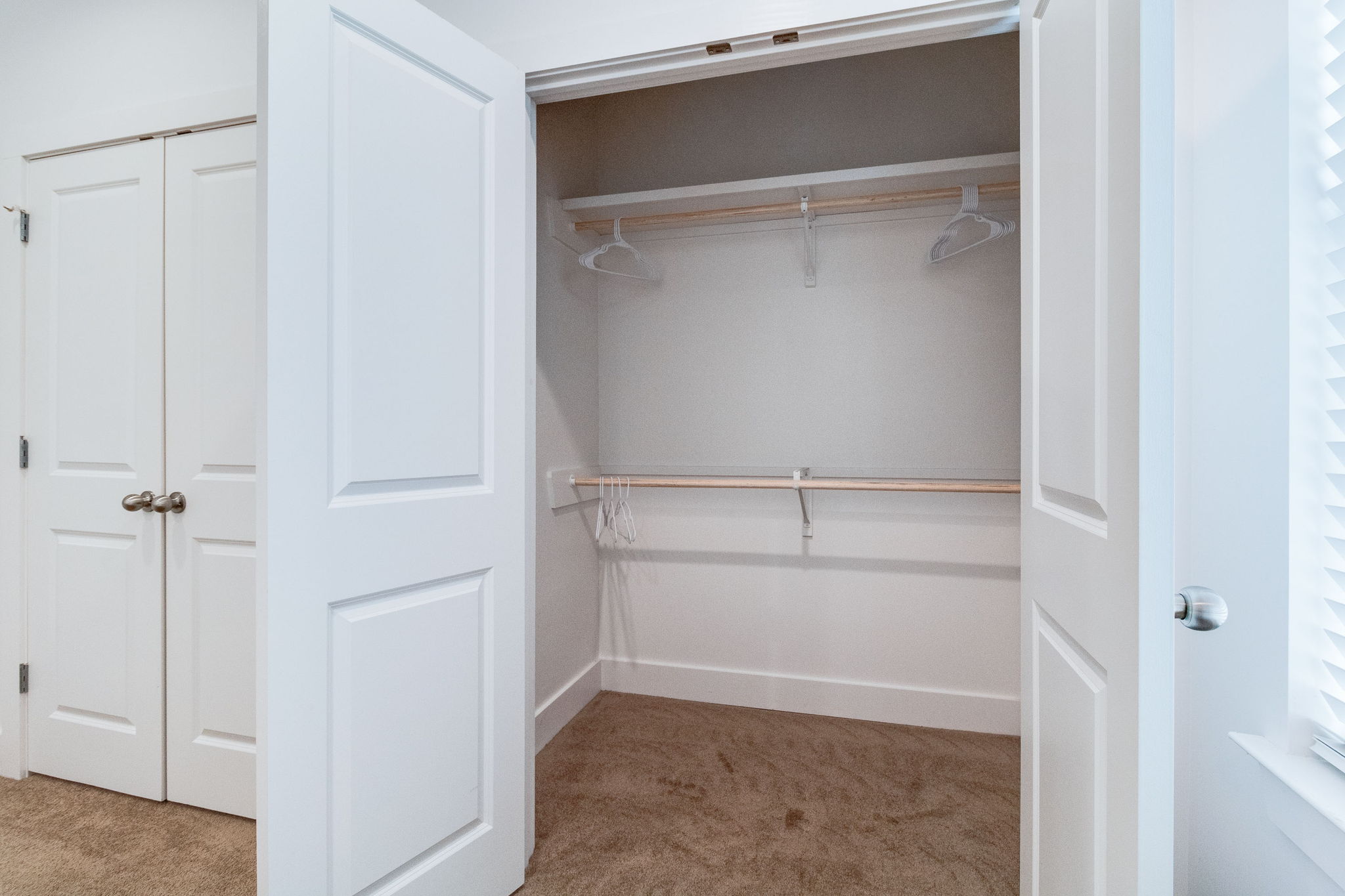 24-web-or-mls-411 Curtis Street- B-22